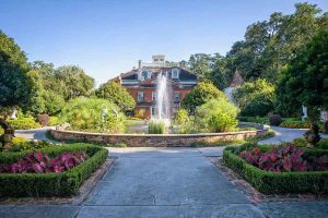 HOUMAS-HOUSE_057_CREDIT-LOT_WEBP