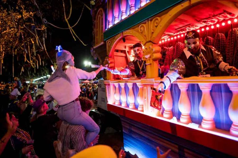 Krewe of Bacchus | © LOT