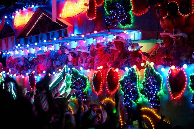 Krewe of Bacchus | © LOT